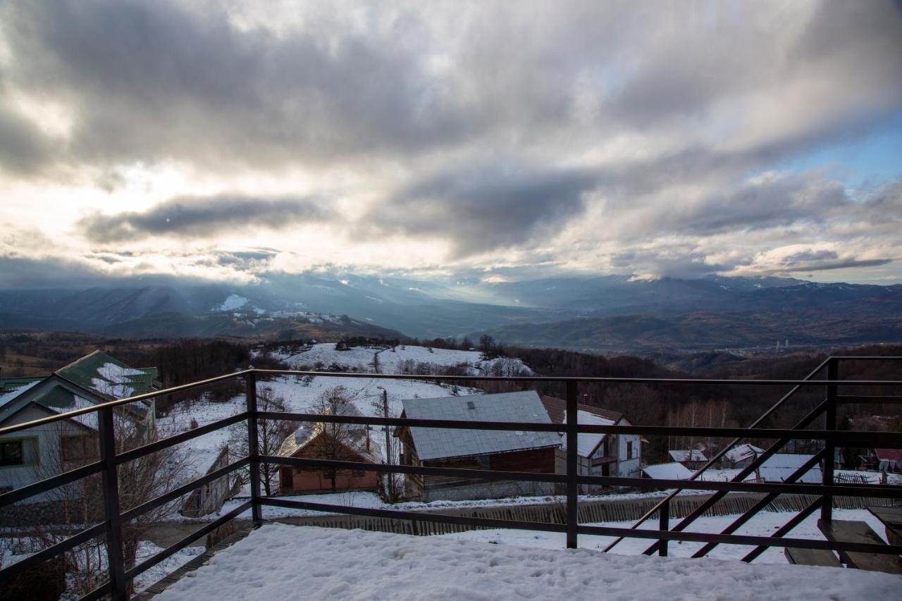 Vila Cez A-Frame Petroşani Exteriér fotografie