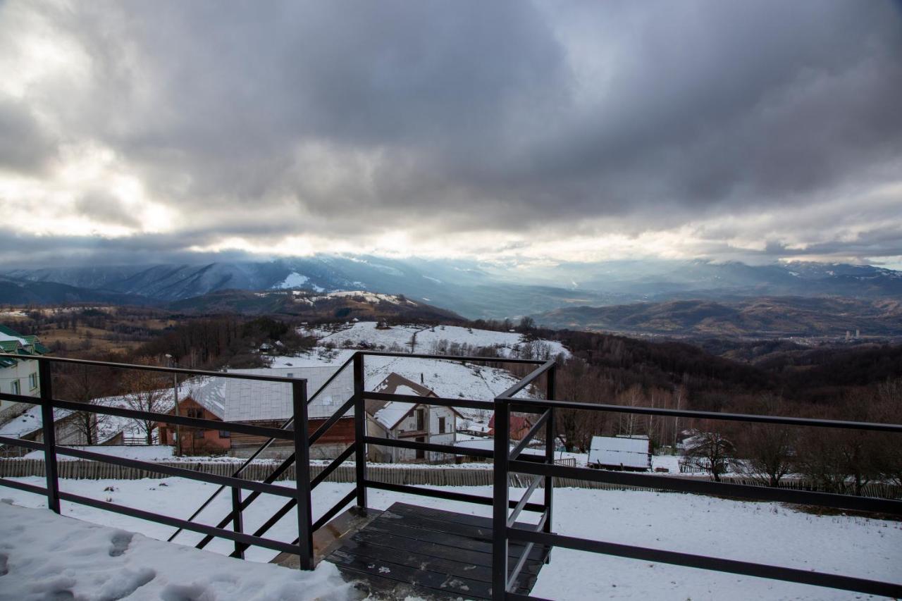 Vila Cez A-Frame Petroşani Exteriér fotografie